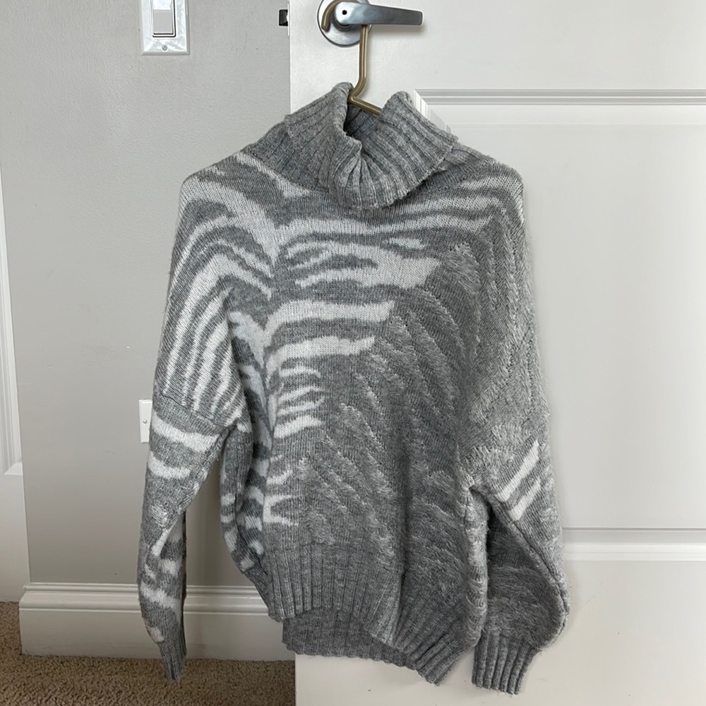 Women’s turtleneck